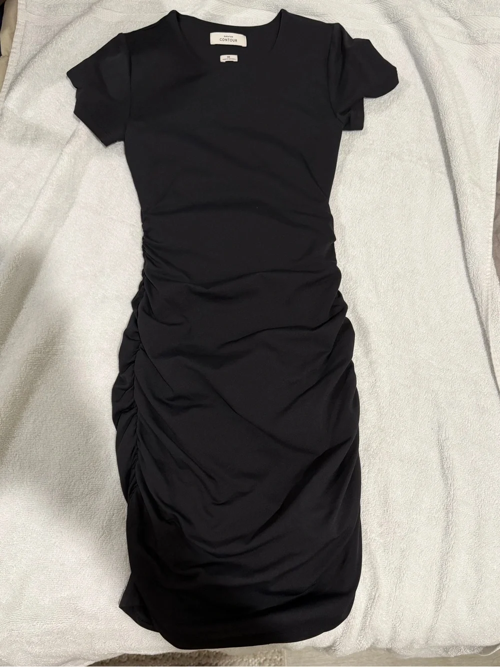 Babaton sleek black